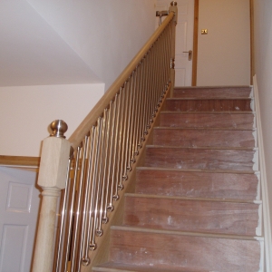 Oak Carpet Grade, with axxys Spindles